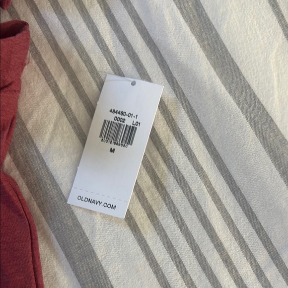 A New Day Women's Maroon Twist Front Tee - Picture 2 of 3